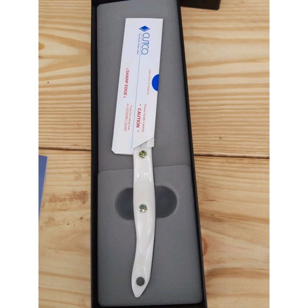 Cutco 1764 KQ Pearl White Perforated Micro-D Serrated Cheese Knife Cutlery USA)